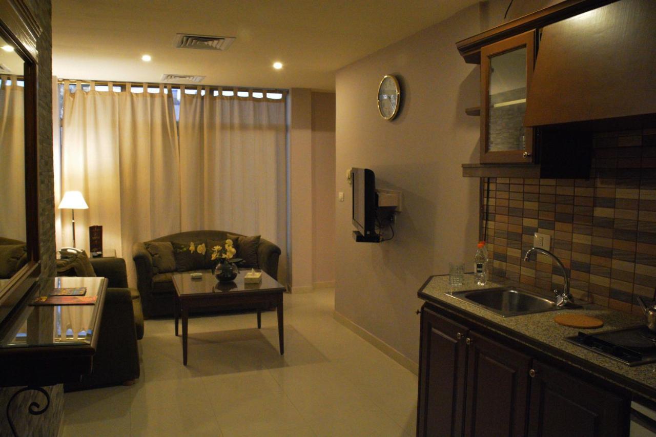 Capri Hotel Suites Amman Dış mekan fotoğraf